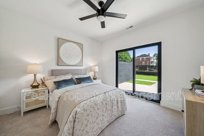 Building Photo - 1609 Pulaski St