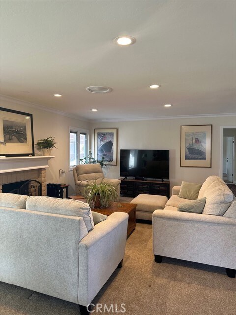 Building Photo - 27441 Avenida Larga