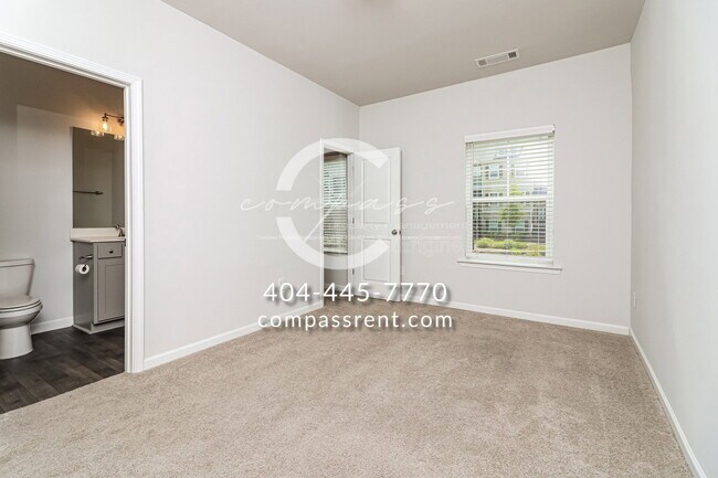 Building Photo - 3523 Hedgeway Ln NW