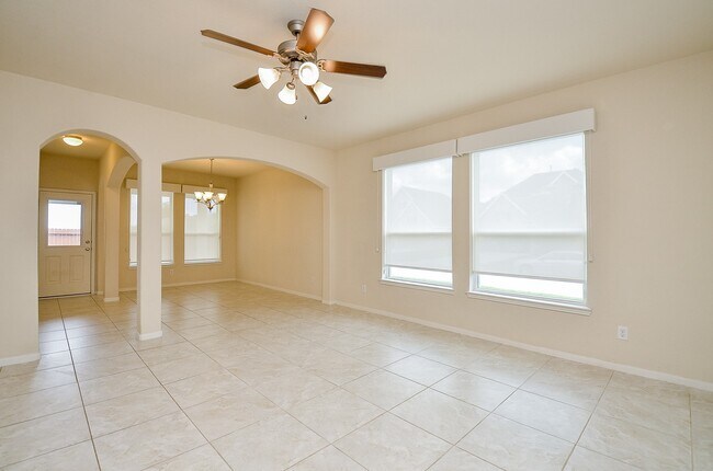 Building Photo - 21655 Rainfall Park Dr
