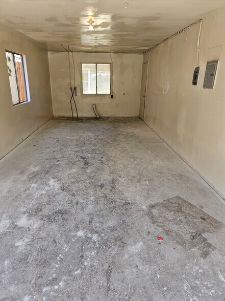 Building Photo - 829 Ohio St