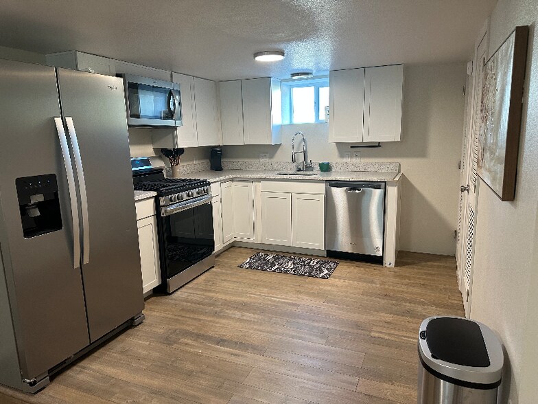 Building Photo - 421 S Prospect St