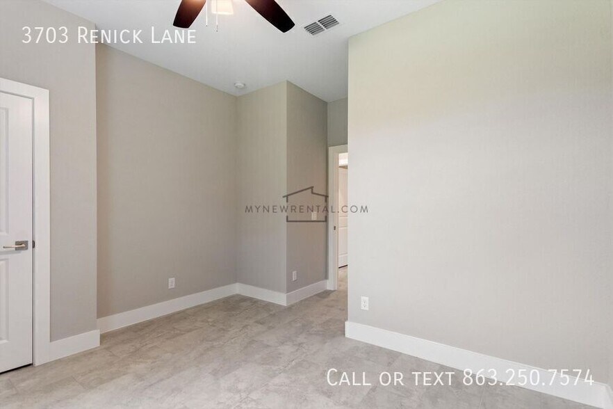 Building Photo - 3703 Renick Ln