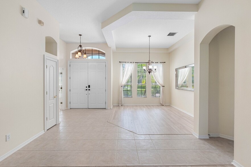Building Photo - 21107 Bircholm Ct