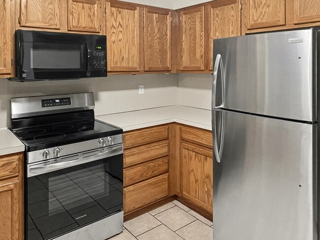 Building Photo - 13286 Riley St