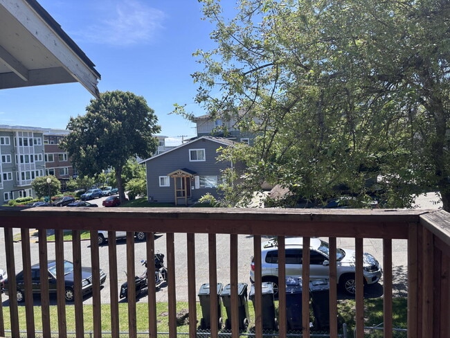 Building Photo - *1626 S G St #4, Tacoma, WA*
