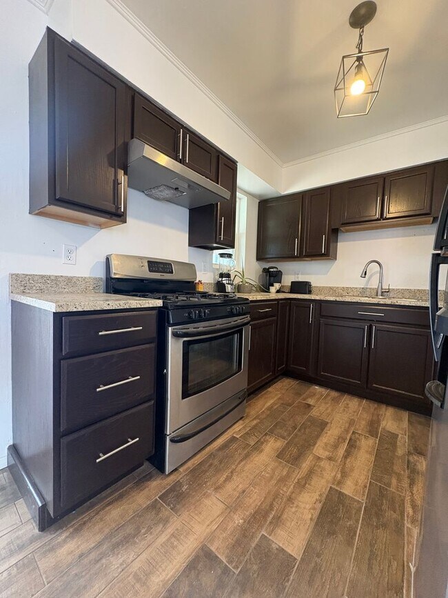 Building Photo - HOME FOR RENT IN NORTHEAST EL PASO