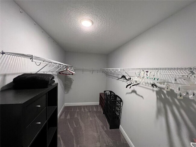 Building Photo - 5240 Landmark Dr