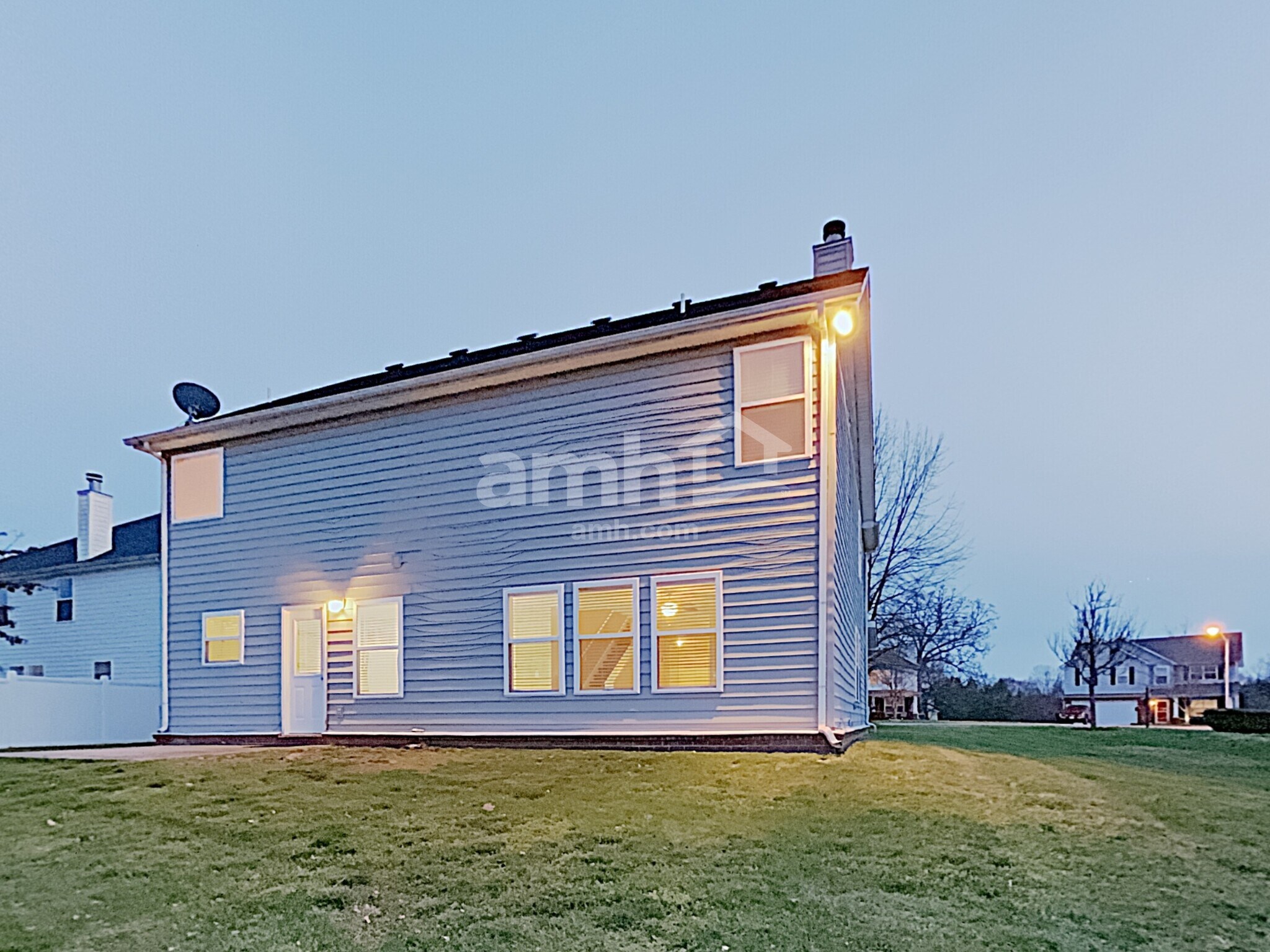 Building Photo - 1410 Dublin Ct