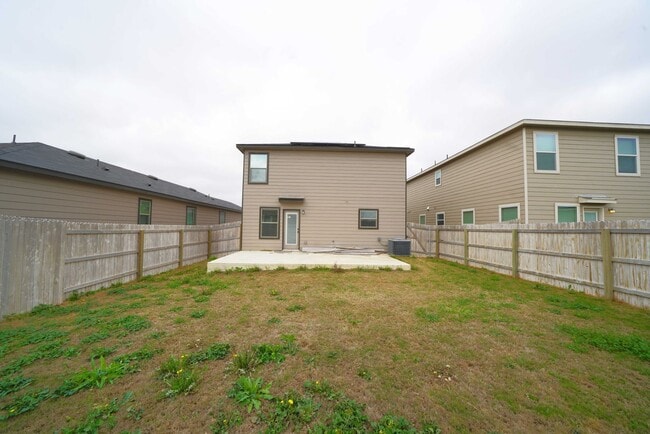 Building Photo - Beautiful Home Now Available in Miller Ran...