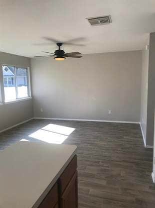 Building Photo - 26840 Wellington Ct