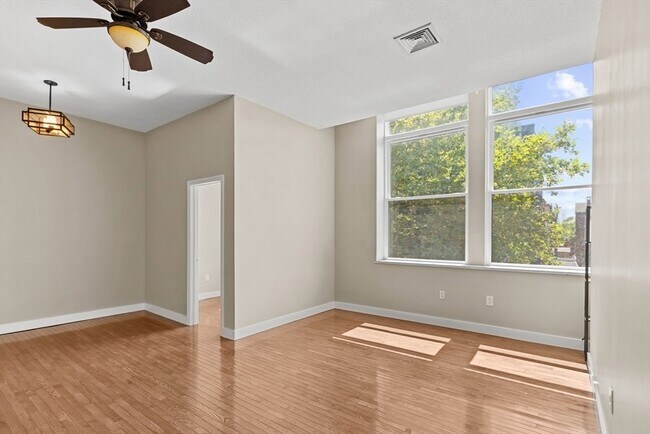 Building Photo - 72 Lubec St