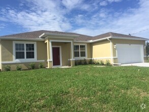 Building Photo - NW Cape Coral Single Family Home