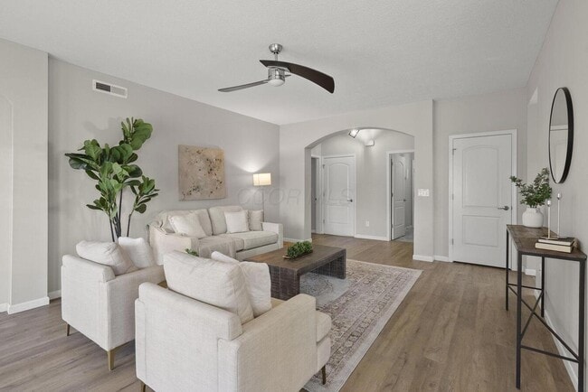 Building Photo - 5901 Blackbird Wy