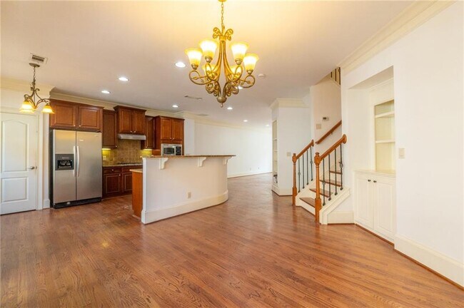 Building Photo - 2771 Durham Dr NE
