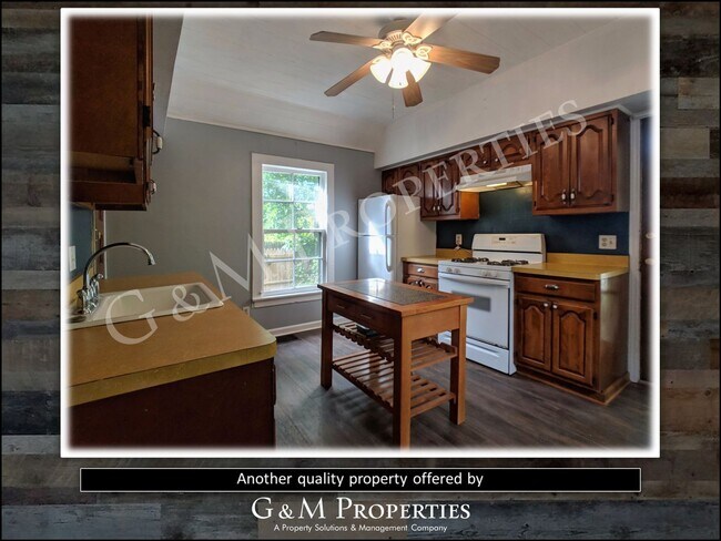 Building Photo - 3-Bedroom Rental Home: South Wedge Neighborhood!
