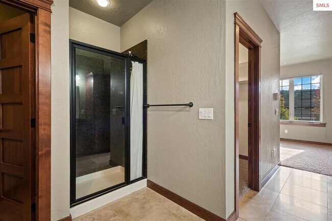 Building Photo - 4444 Greenchain Loop