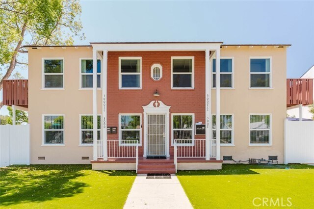 Building Photo - 3002 W Victory Blvd