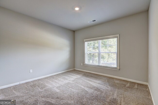 Building Photo - 100 Ruby Ln