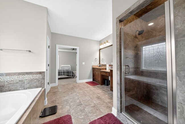 Building Photo - 9027 Cimarron Ct
