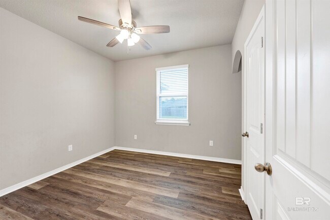 Building Photo - 7014 Shallow Brook Ct