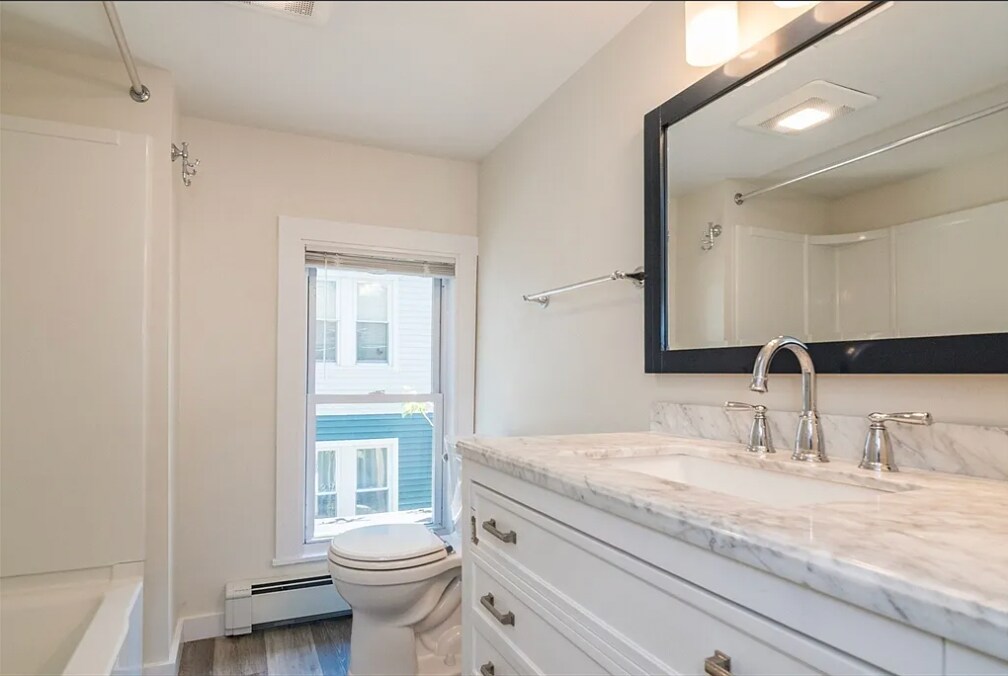 full bath 2 - 13 Cherry St