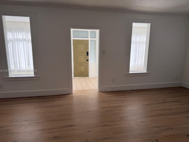 Building Photo - 177 NE 44th St