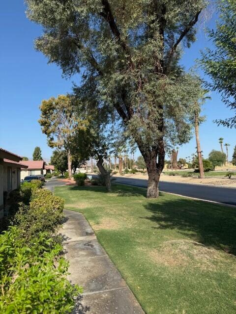 Building Photo - 82075 Country Club Dr