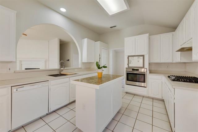 Building Photo - 1018 Winslow Dr