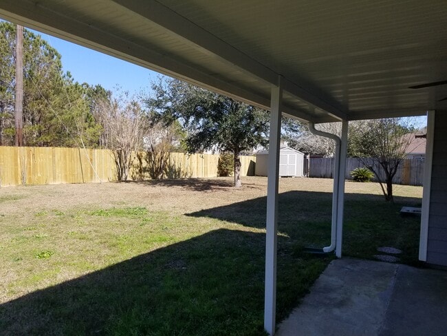 Building Photo - 852 Terrace Ct