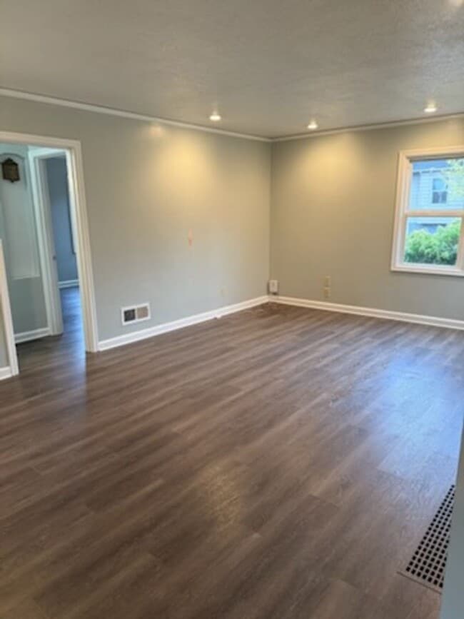 Building Photo - PERFECT IN PIEDMONT