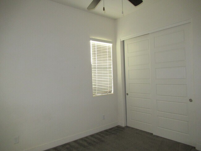 Building Photo - Mulberry Neighborhood in East Mesa