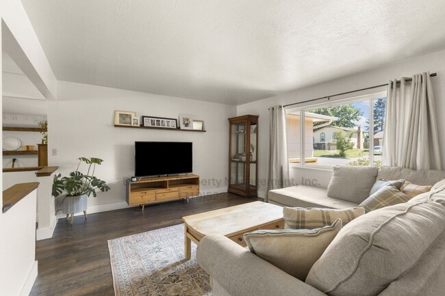 Building Photo - 5026 Palmer Park Blvd