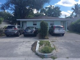 Building Photo - 170 NE 169th St