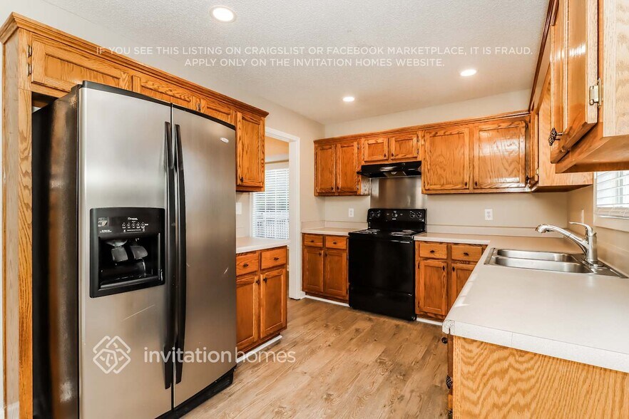 Building Photo - 23 Ivy Chase Way