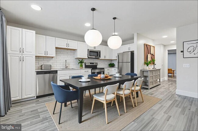 Building Photo - 19520 Village Walk Dr