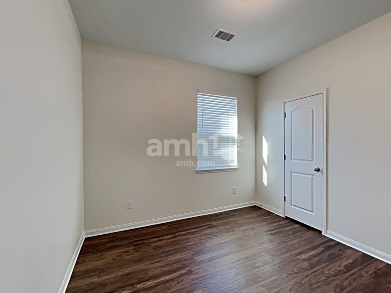 Building Photo - 22510 Mount Echo Dr