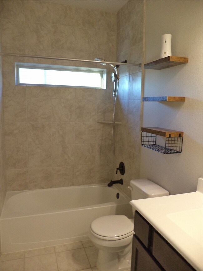 Building Photo - 18669 Blue Spruce Ln