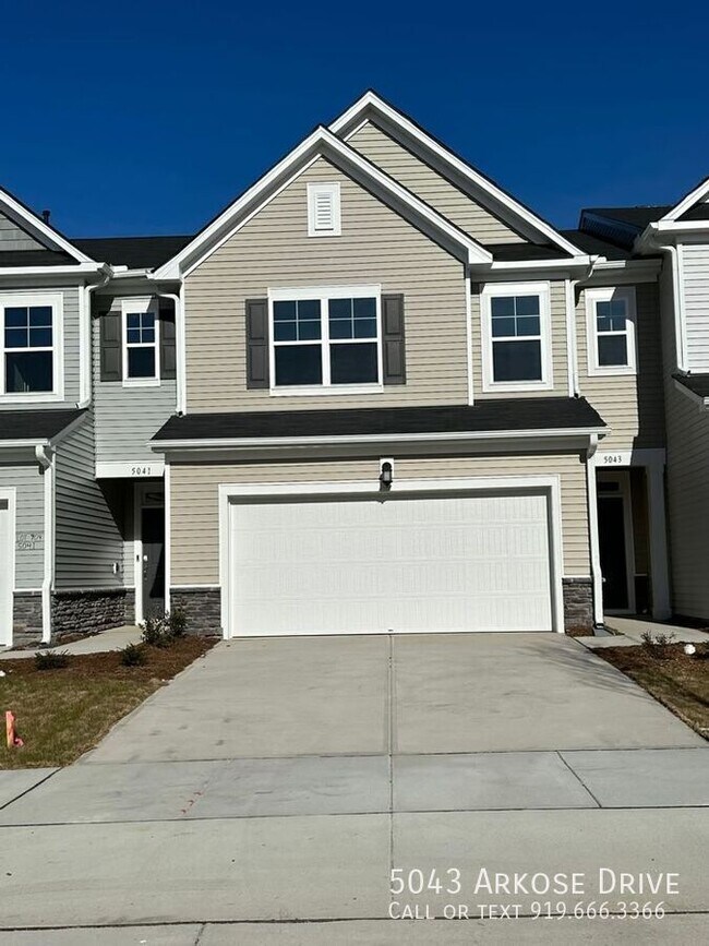 Building Photo - 5043 Arkose Dr