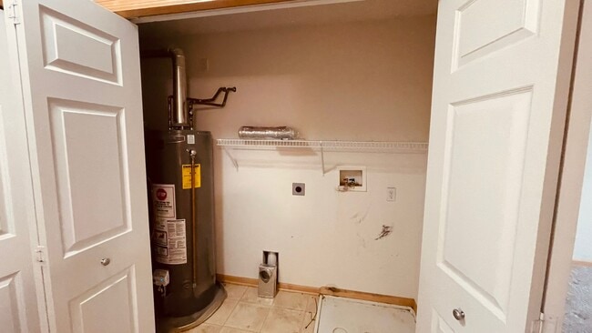 Washer & Dryer - 6583 Linwood Drive