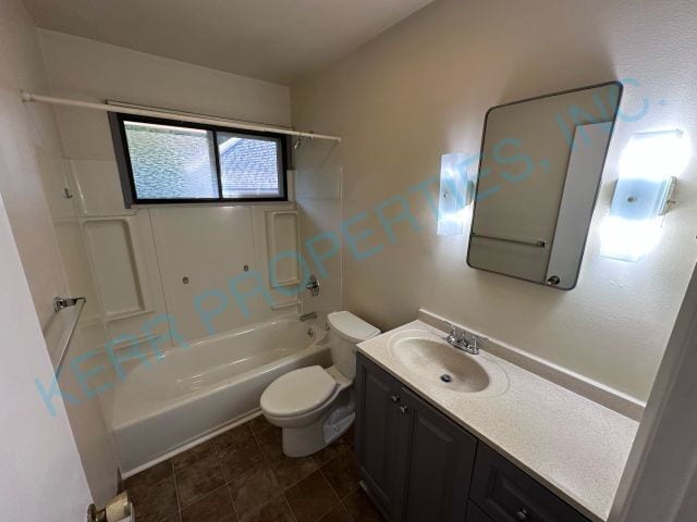 Building Photo - Charming 2-Bedroom Multiplex in the Heart of Portland - A Must-See!