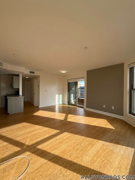 Building Photo - 40 Malvern St