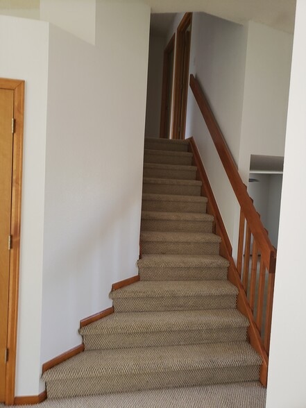 Building Photo - 9516 Castle Ridge Cir
