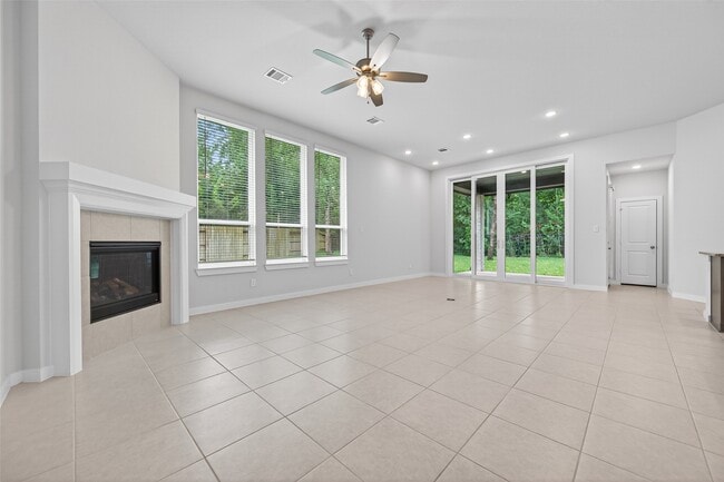 Building Photo - 212 Milas Cv