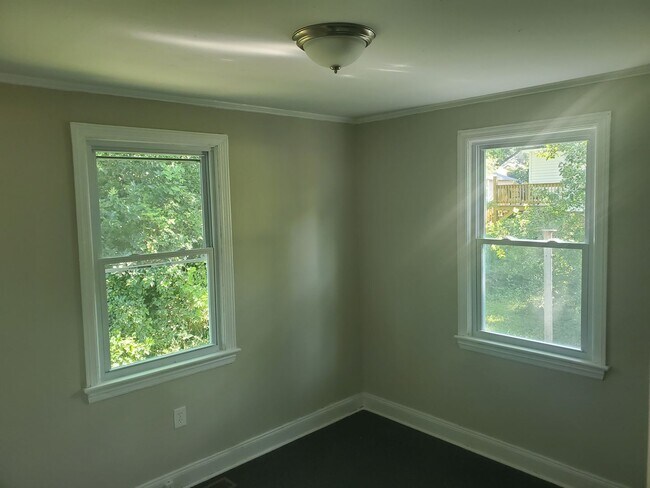 Building Photo - Newly remodeled home in Anderson SC