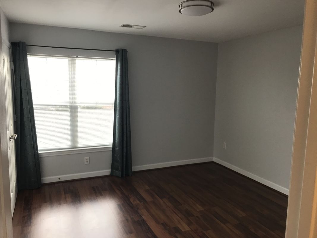 Building Photo - 11286 Hyde Pointe Ct