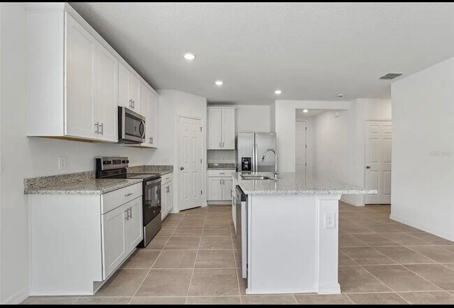 Building Photo - 3872 Giorgio Dr