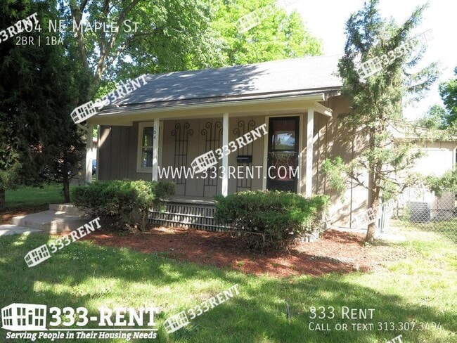 Primary Photo - 104 NE Maple St