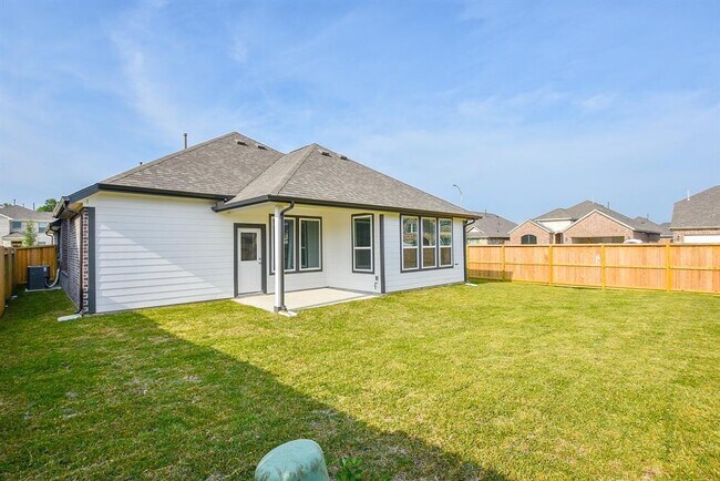 Building Photo - 2642 Settler Hl Dr