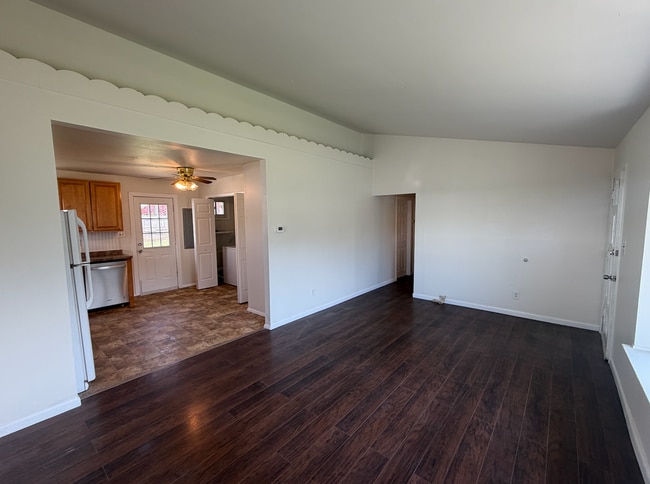 Building Photo - Three Bedroom Home-Bristol Township